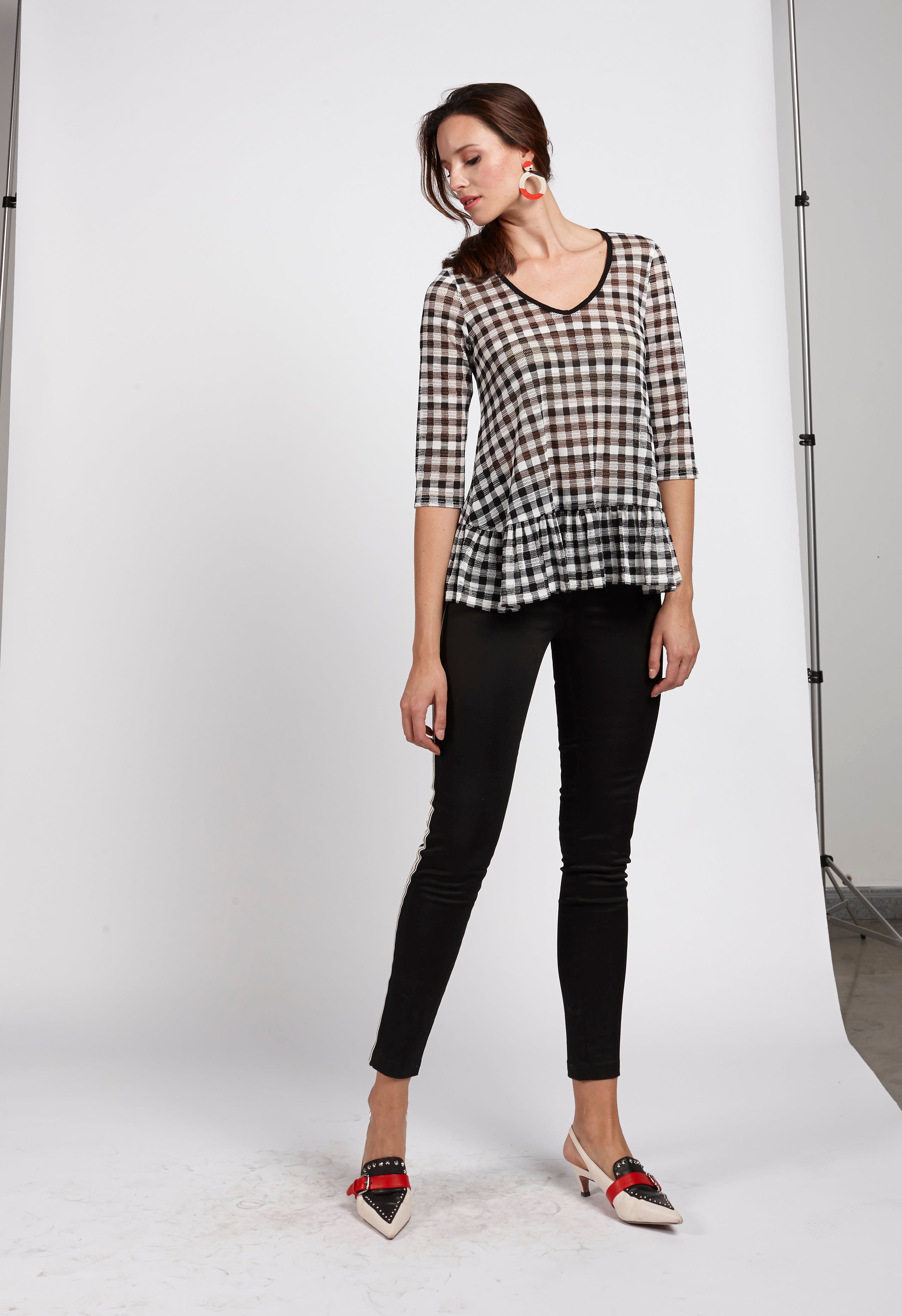 PANTALON LETRAS Negro
