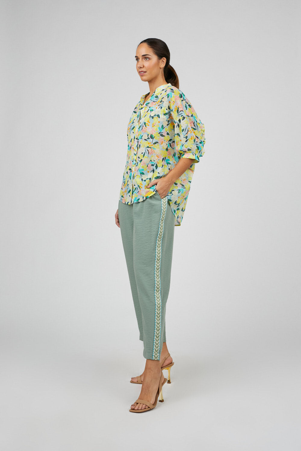 Pantalón Menta, Kaki