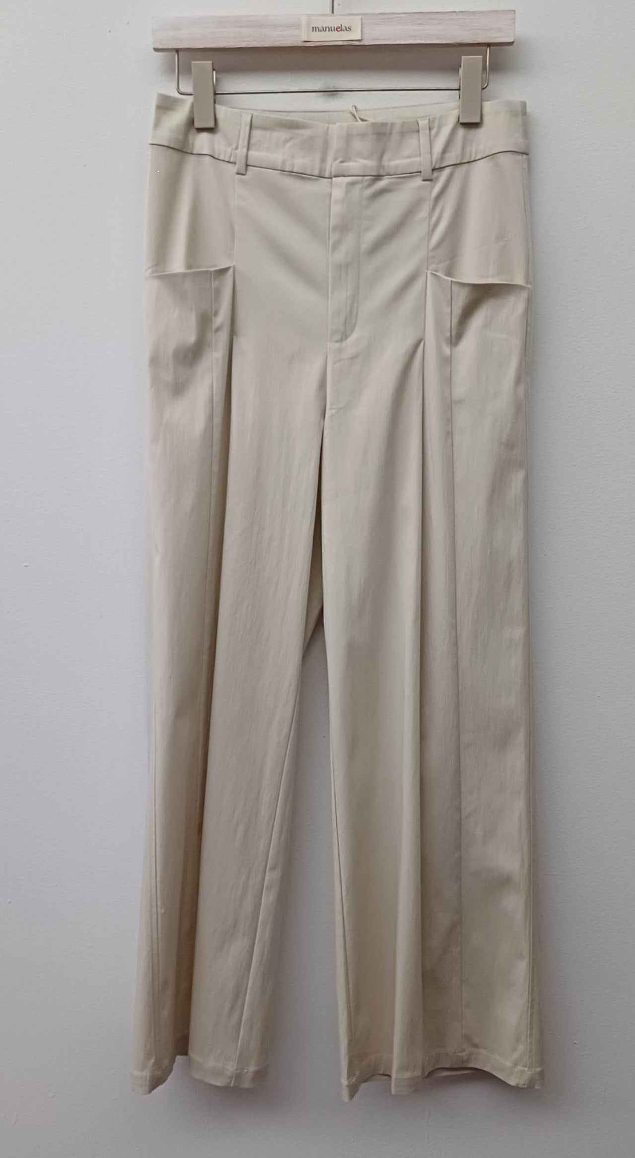 Pantalon Pliegues Mayra Beige