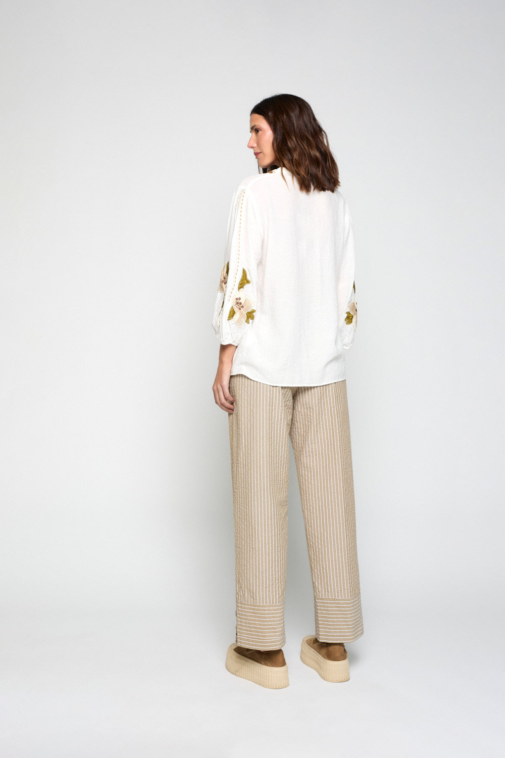 Blusón Lua Bordado Crudo