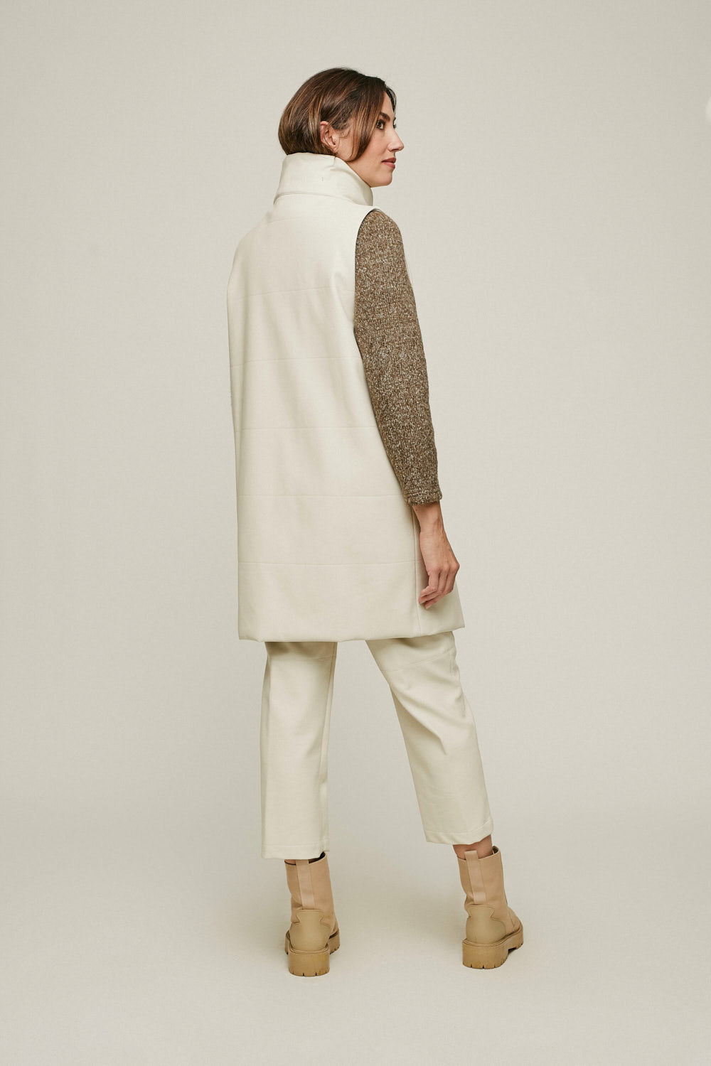 CHALECO CUERO OPALO Beige