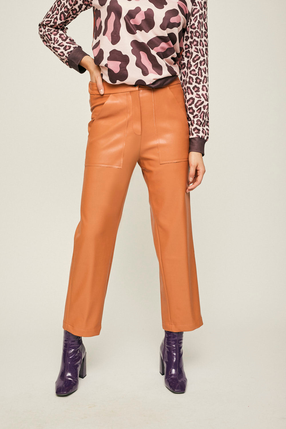 PANTALON DEMETRA Marrón