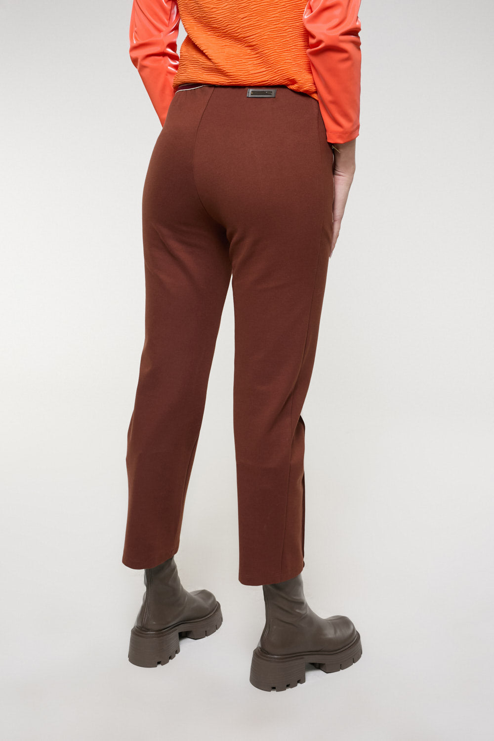 Pantalón Cremalleras Valeria Marrón