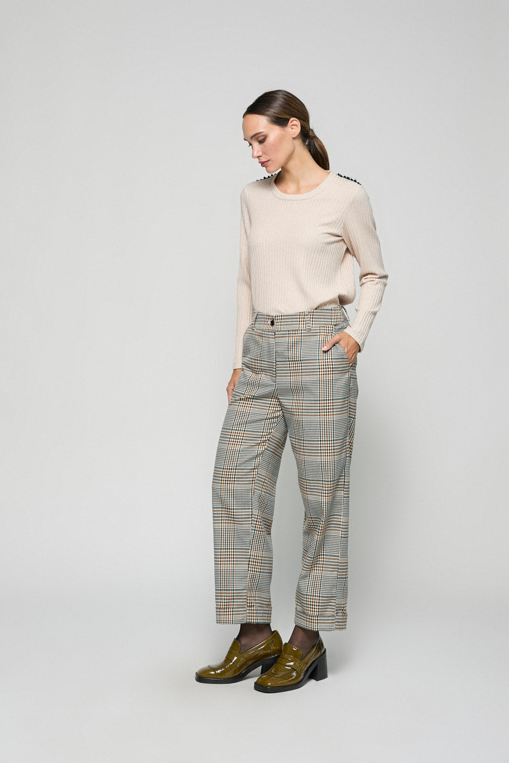 Pantalon Cuadros Adela Camel
