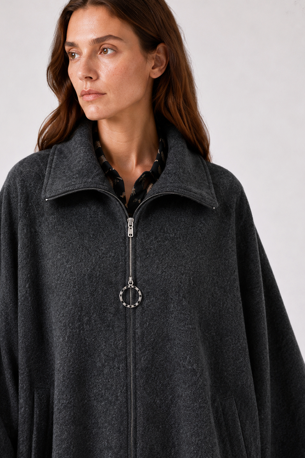 Capa Fabiola Gris