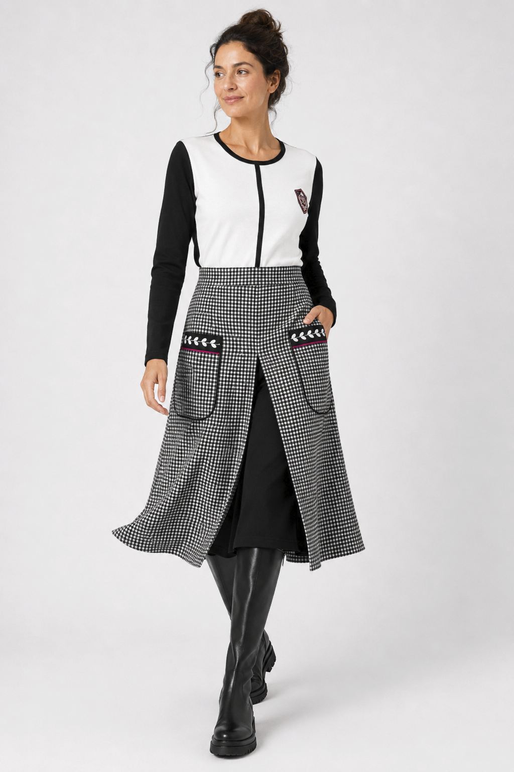 Falda Detalles Casandra Negro