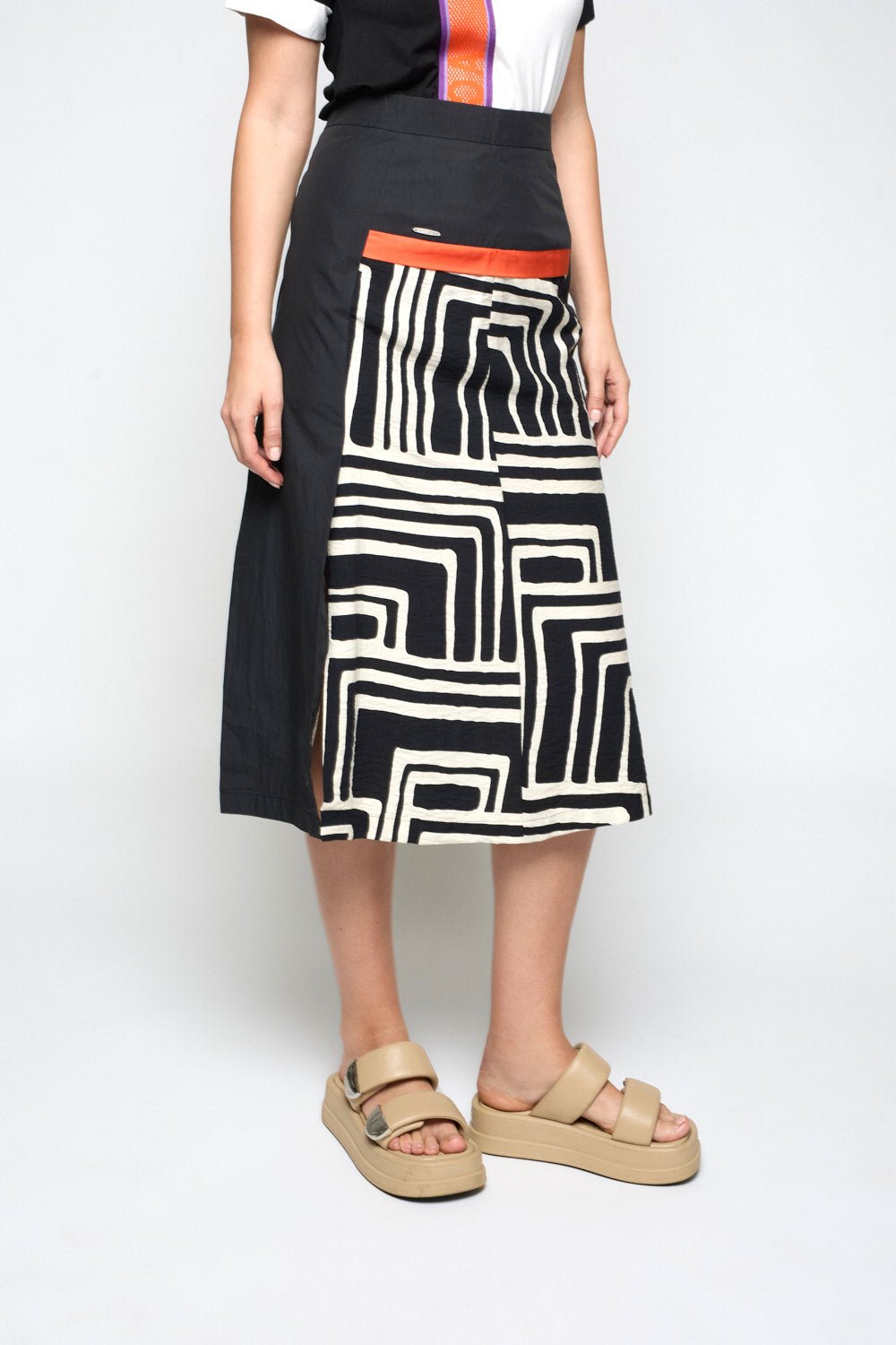 FALDA - Mercedes de Miguel