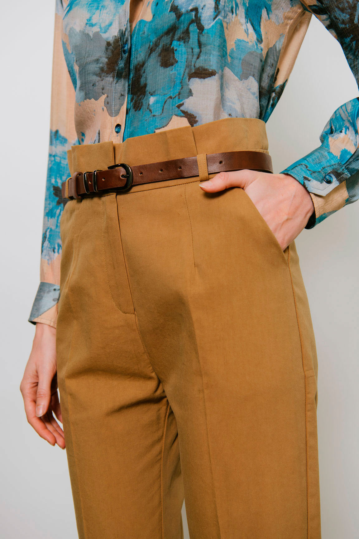 PANTALON PLIEGUE Camel