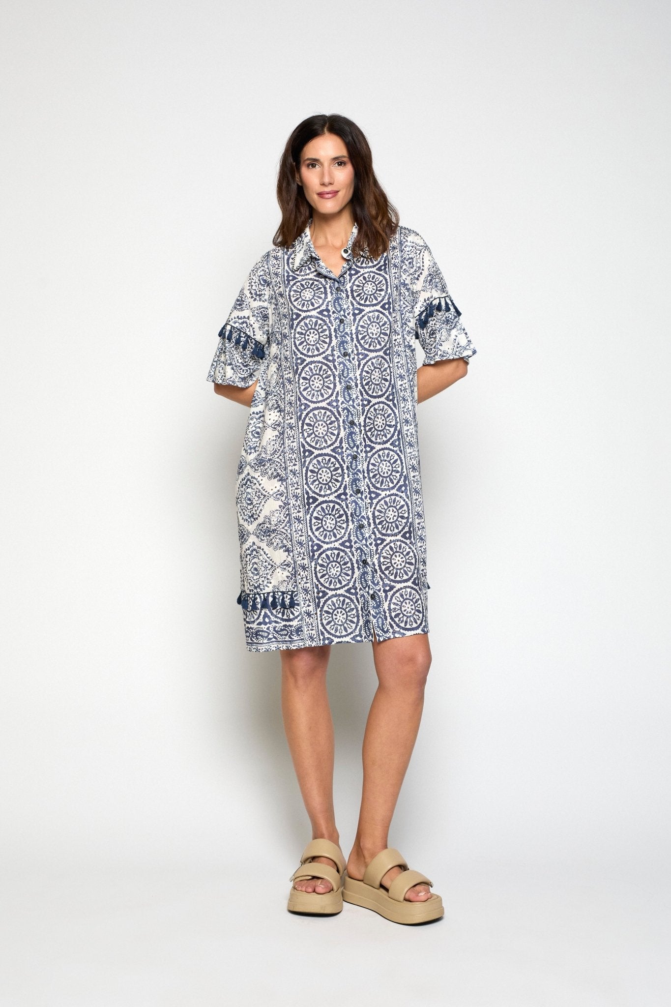 VESTIDO Y BUZOS - Mercedes de Miguel