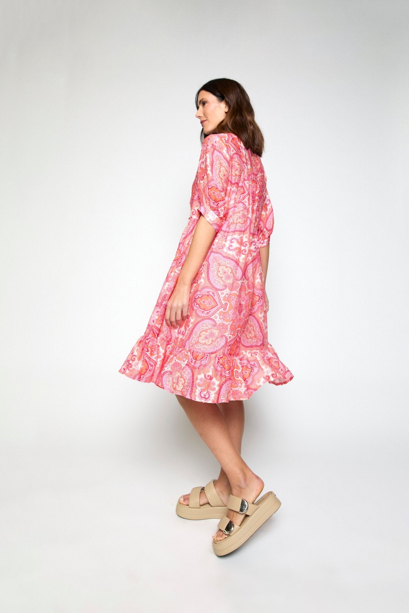 VESTIDO Y BUZOS - Mercedes de Miguel