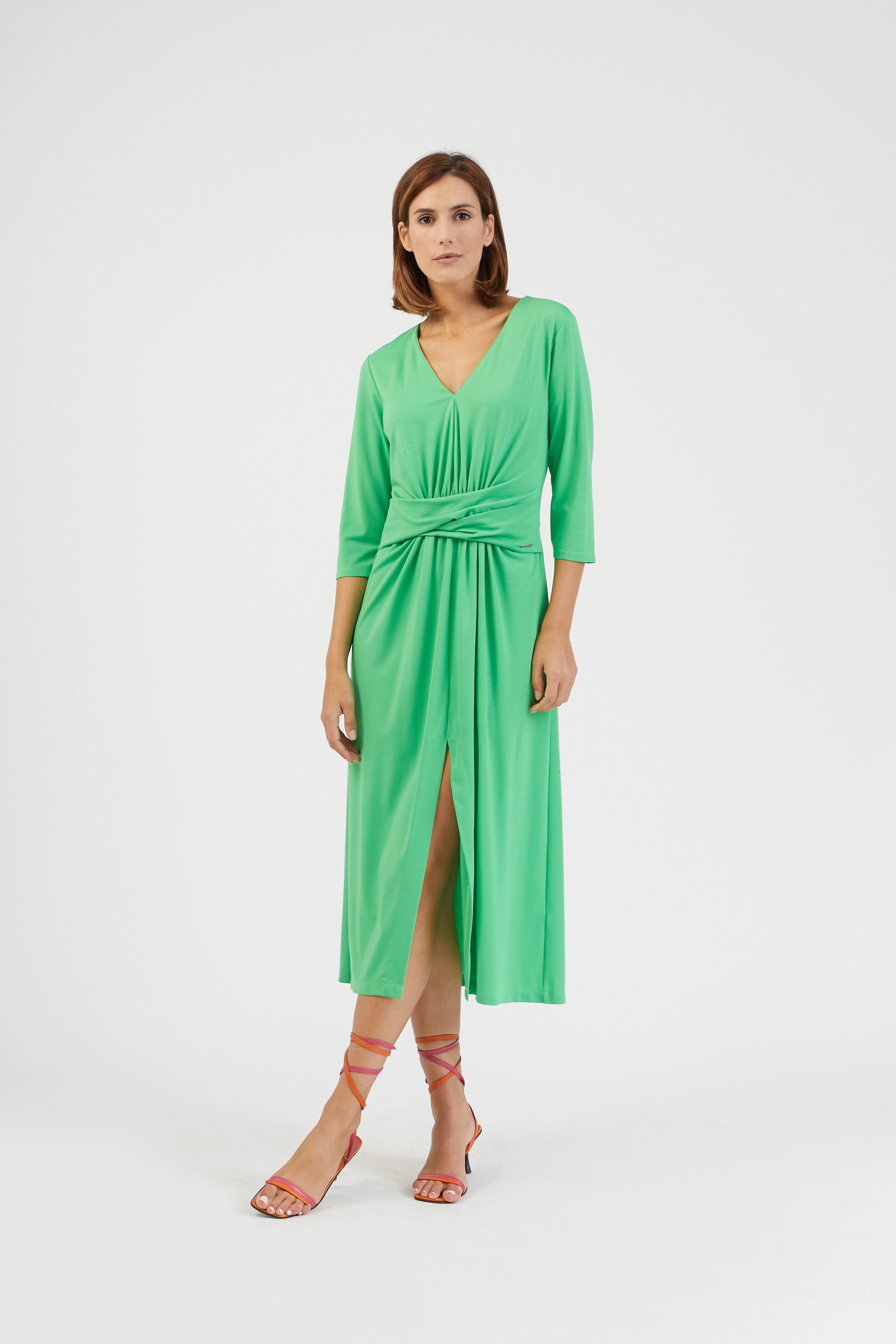 VESTIDO Y BUZOS - Mercedes de Miguel
