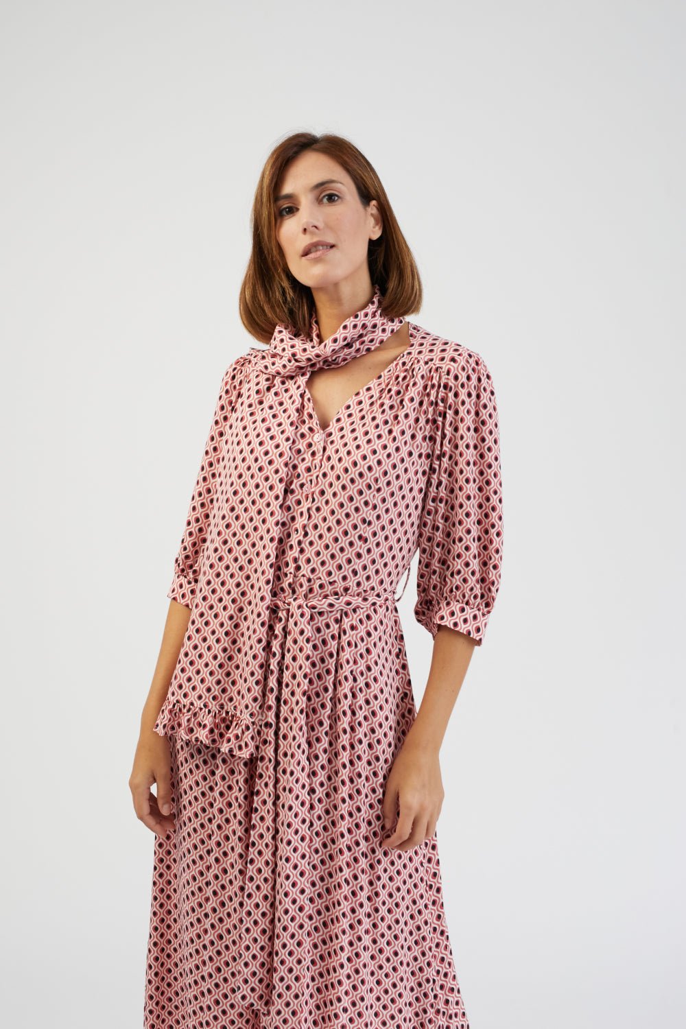 VESTIDO Y BUZOS - Mercedes de Miguel