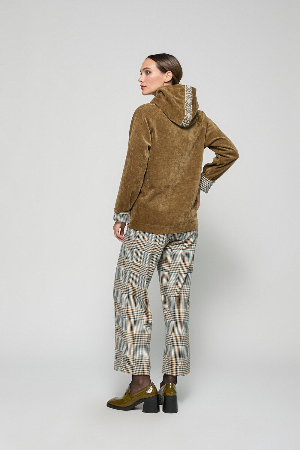 Chaqueta Chenilla Adela Topo