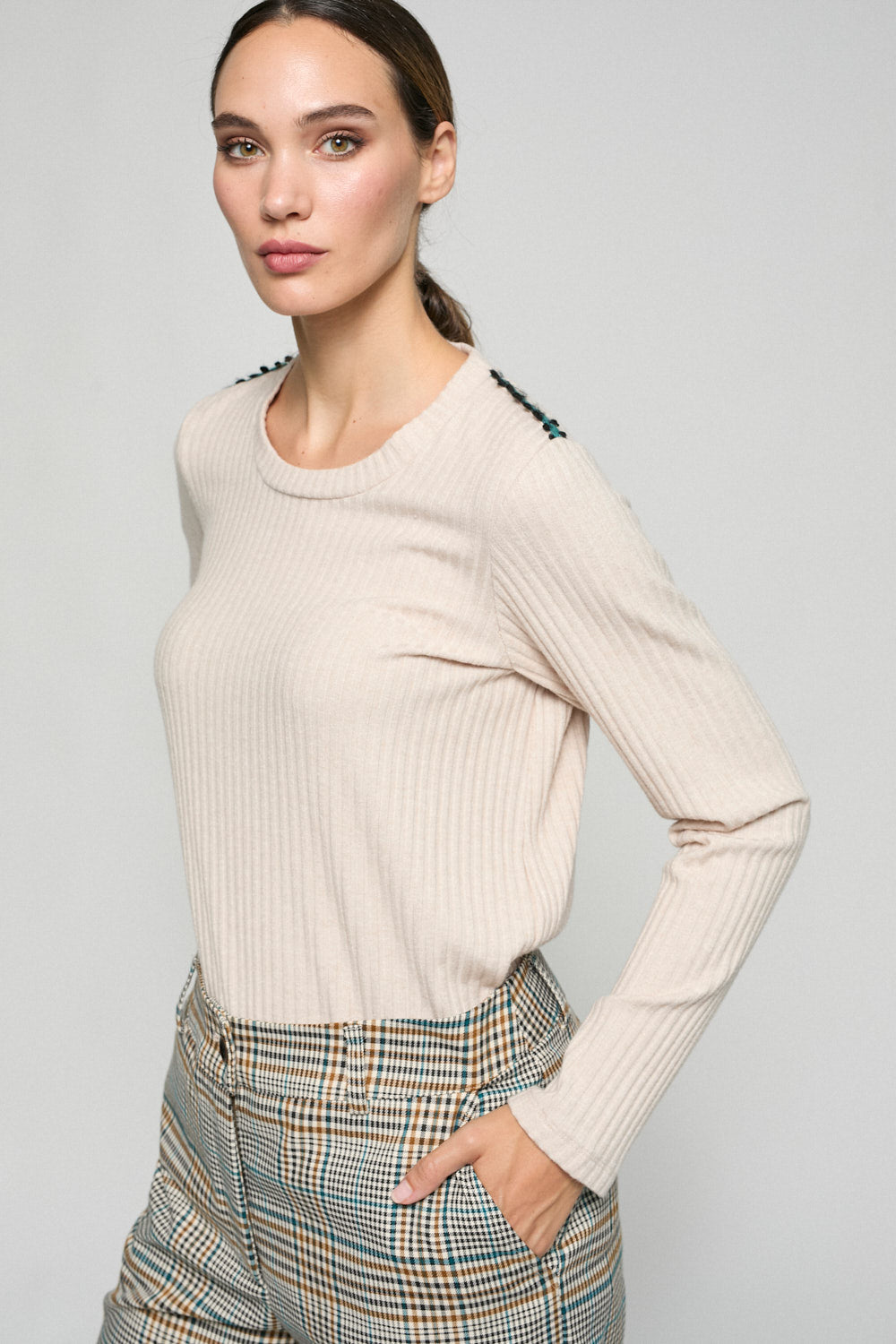 Pantalon Cuadros Adela Camel
