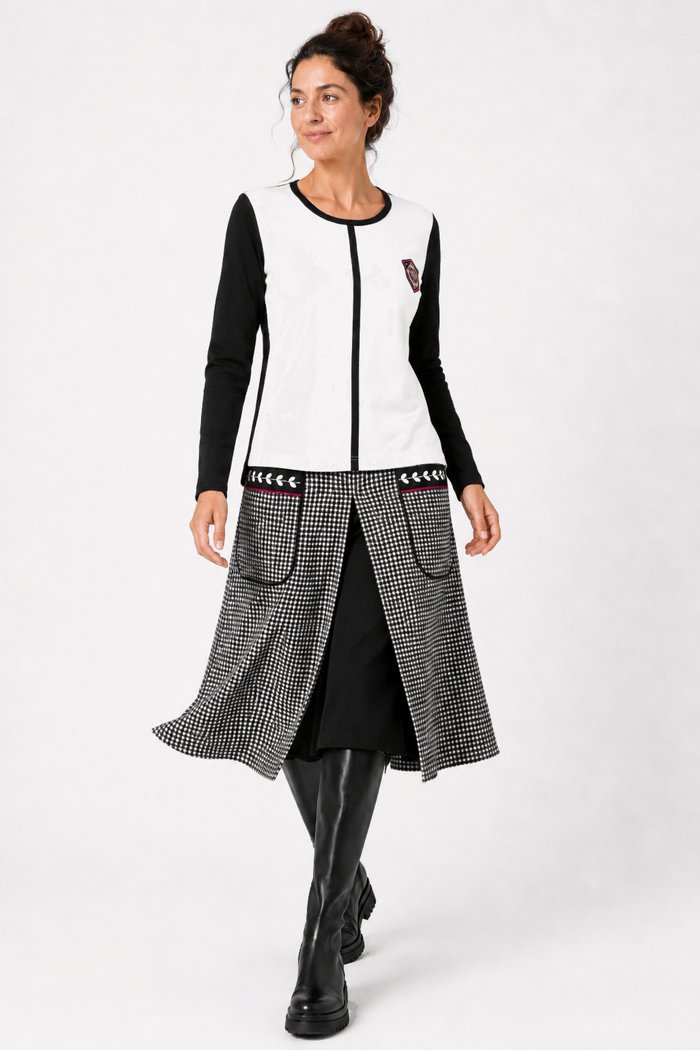Look Casandra 3