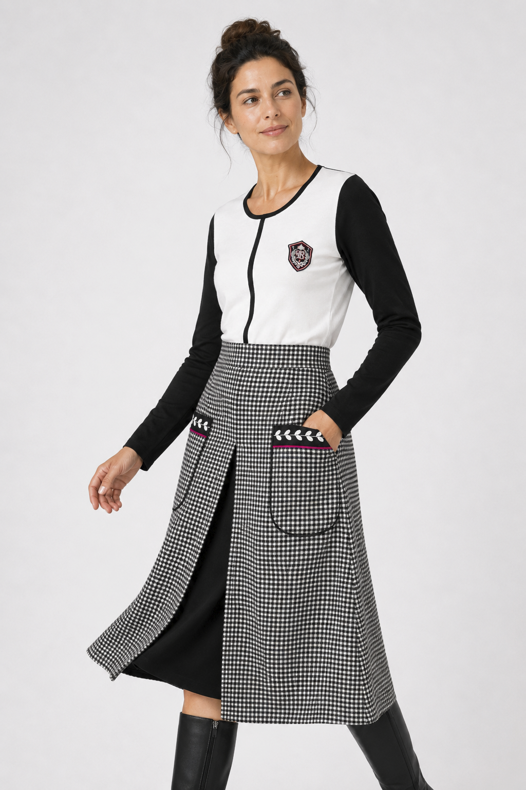 Falda Detalles Casandra Negro