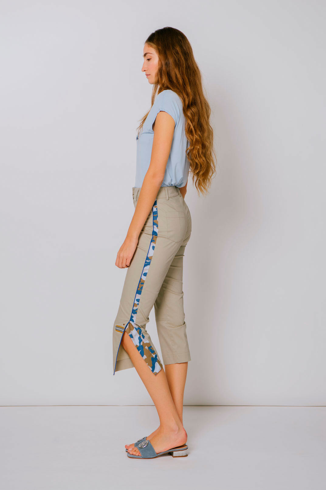 PANTALON DETALL E CAMUFLAJE Beige