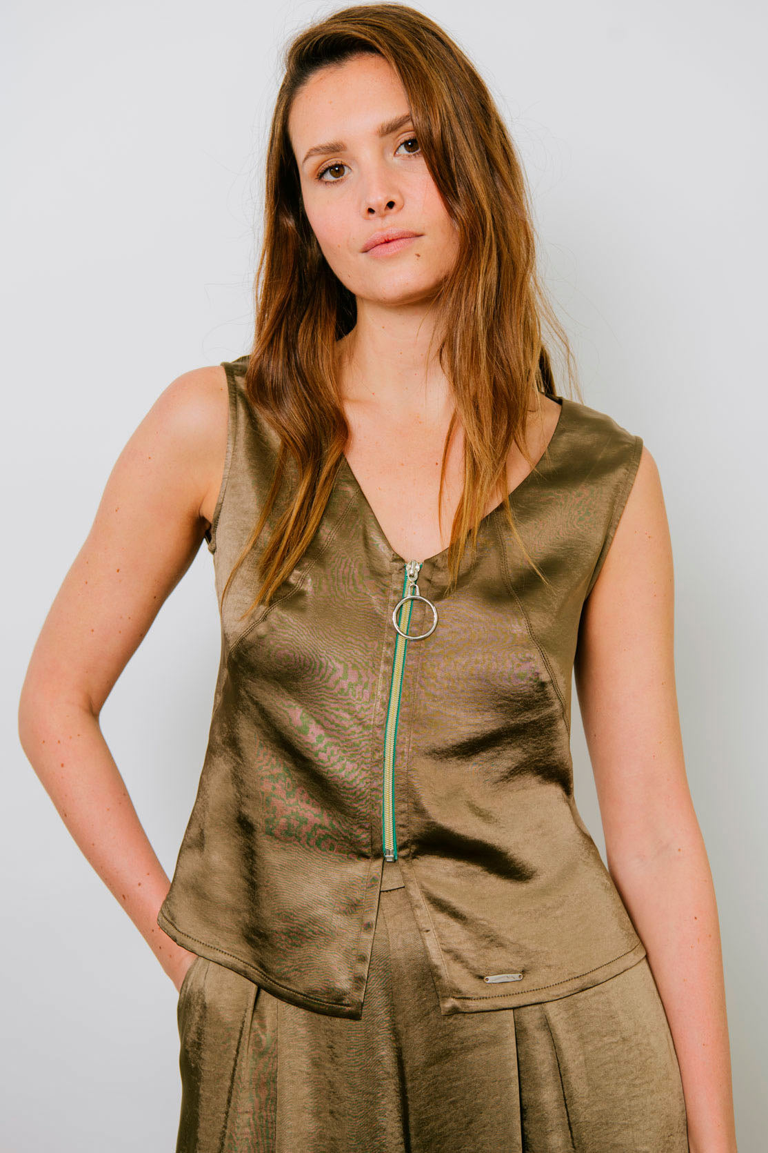 BLUSA CHALECO CREMALLERA Ocre