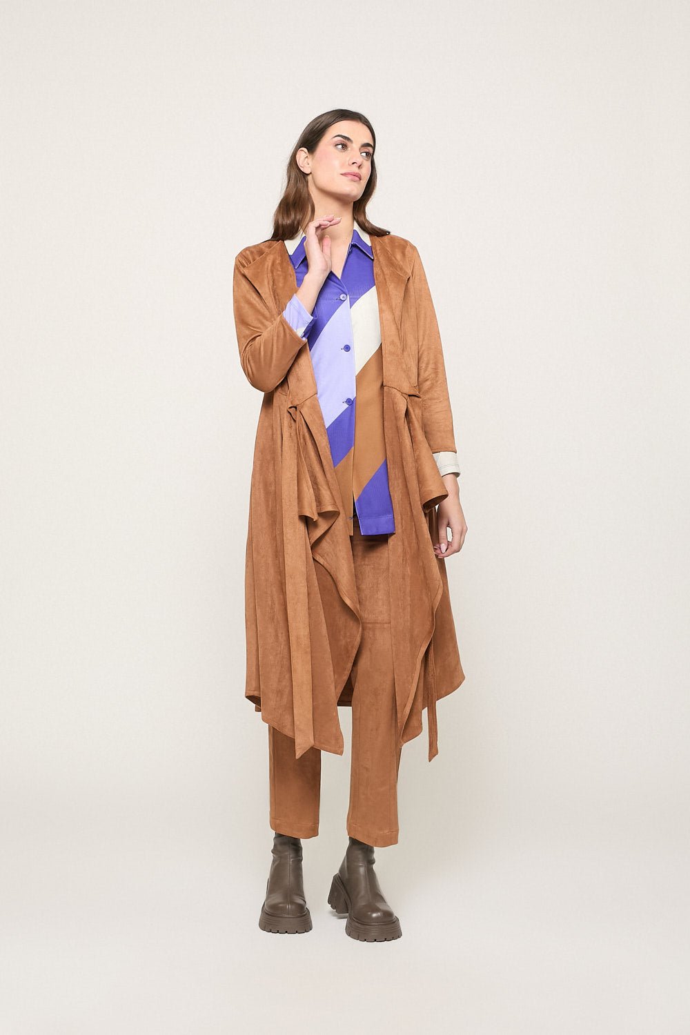 VESTIDO Y BUZOS - Mercedes de Miguel