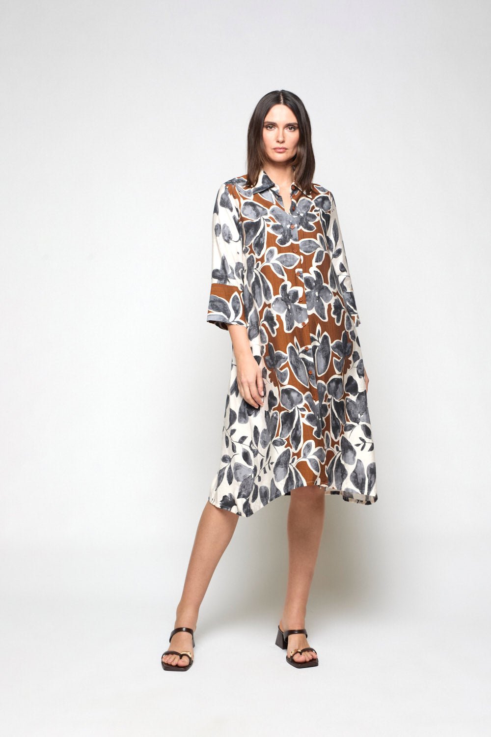 VESTIDO Y BUZOS - Mercedes de Miguel