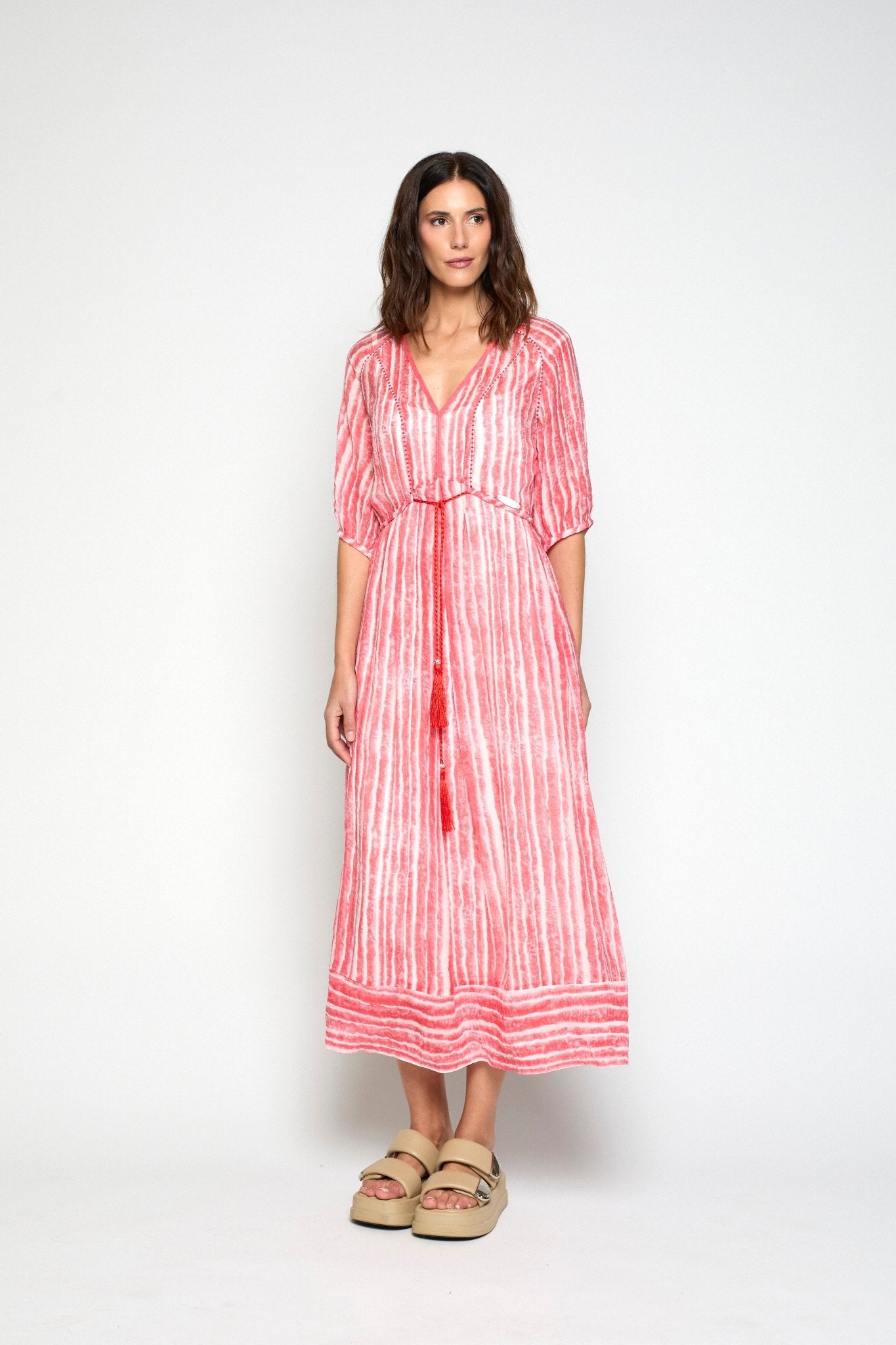 VESTIDO Y BUZOS - Mercedes de Miguel