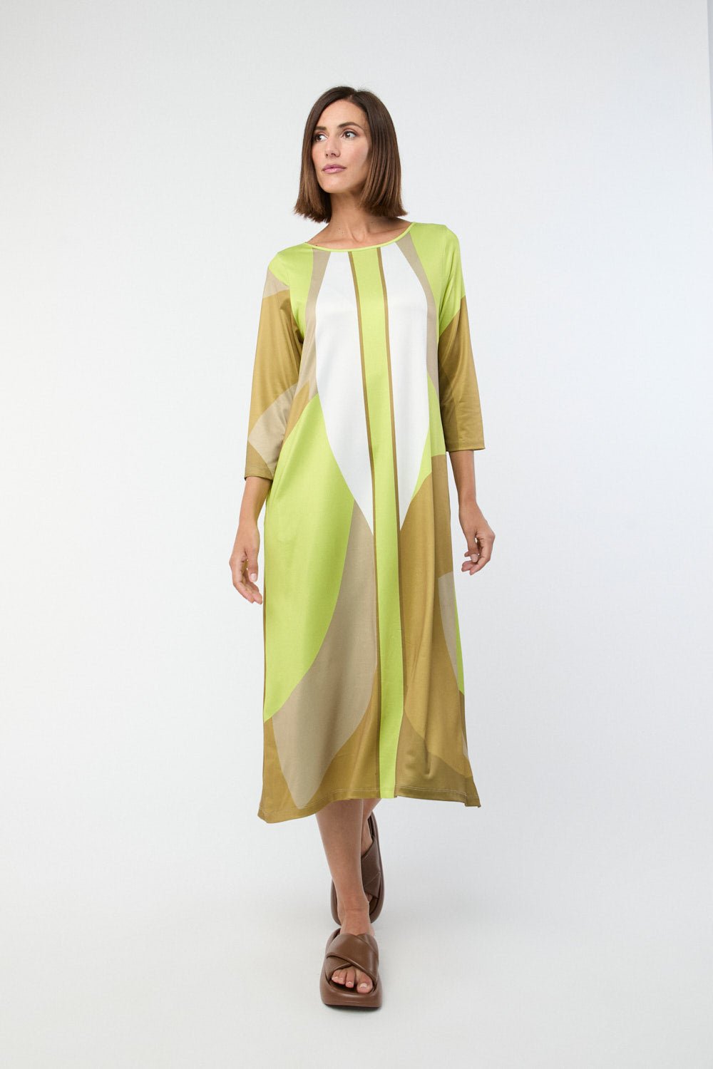 VESTIDO Y BUZOS - Mercedes de Miguel